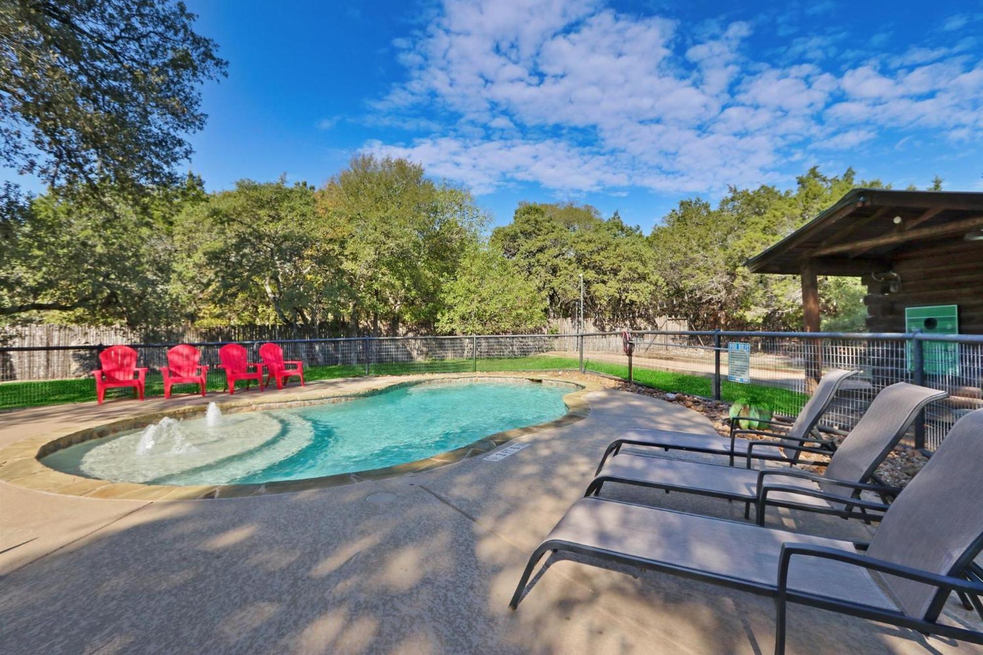 Wimberley Log Cabins Resort And Suites- Unit 5 Exterior photo